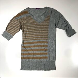 Smart SET Grey & Brown Striped V-neck 3/4 Sleeve Pullover Lightweight Sweater